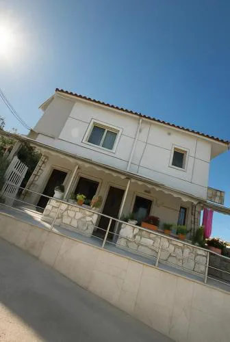 Koci Apartments