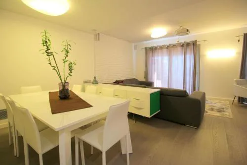Kristi Apartments