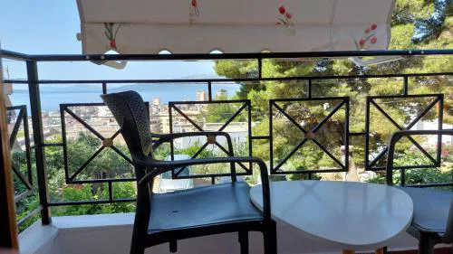Lovely 1-bedroom rental unit with free parking on premises