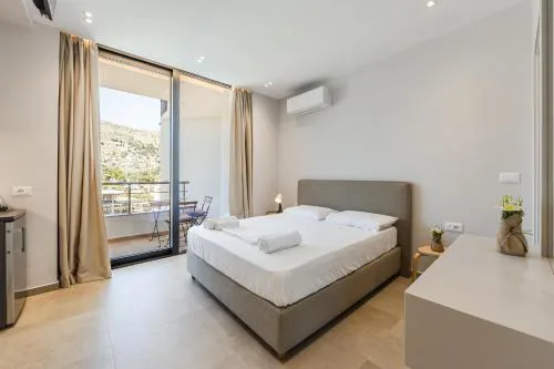 Luxury Studio with Free Parking by PikHost