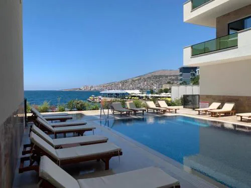 oli golden beach residence