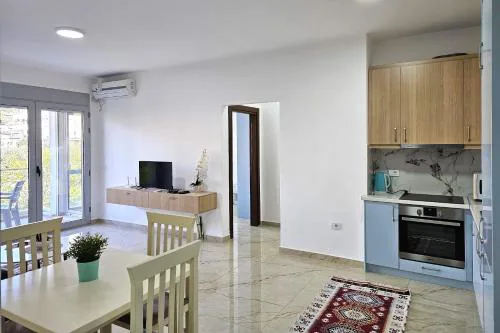One Bedroom Apartment In Saranda - 001 - Happy Rentals