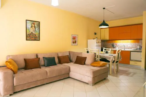 Saranda Orange Spot by PikHost
