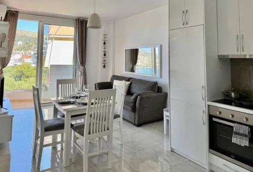 White Residence - Malgorzata