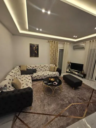 1vila Lala 6 person