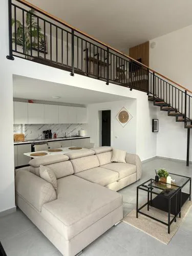 Agnes Apartment 2