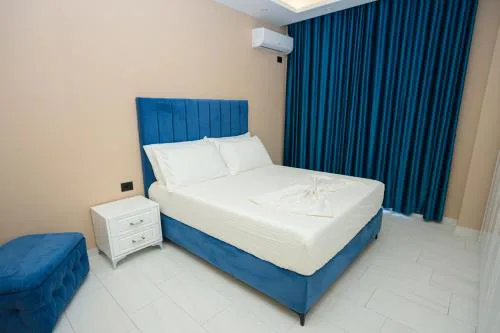 Alushi Apartments