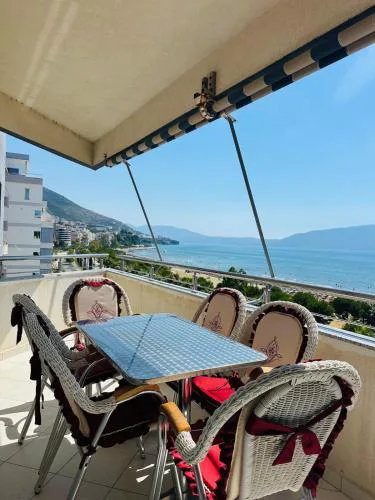 Blue Escape Apartment Lungo Mare