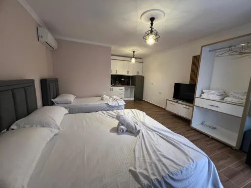 BlueWave Rooms