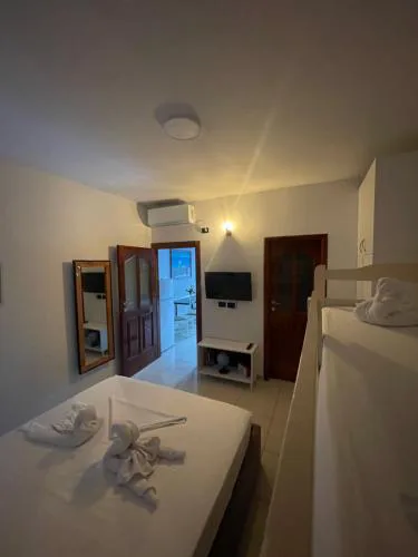 D,I,A's Rooms