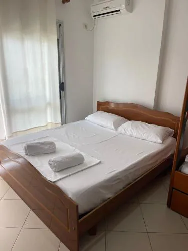 Enis Apartaments 2