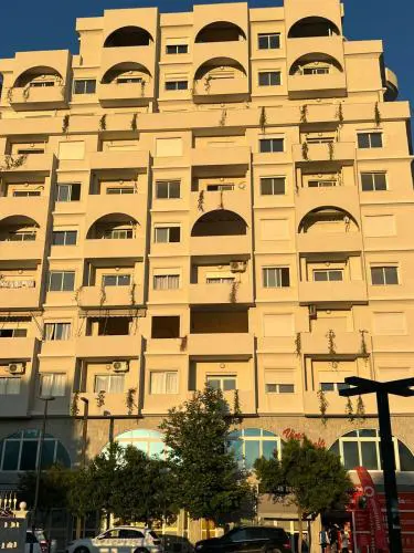 Iunn Apartment
