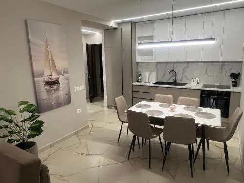 Juri Apartament Lungomare Vlorë