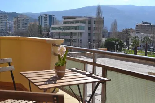 Kela's Central 5 Bedrooms Apartment