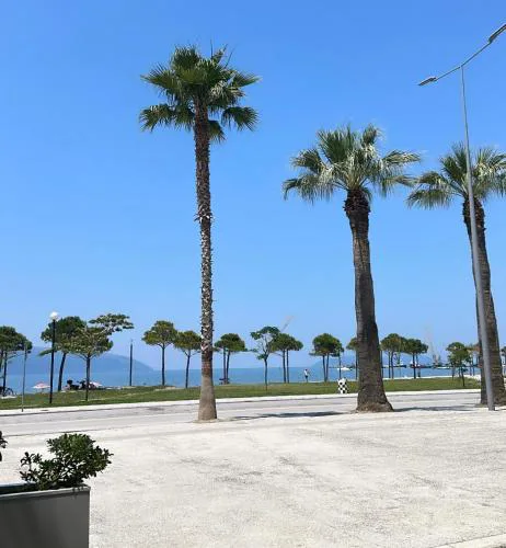Lungomare Apartment