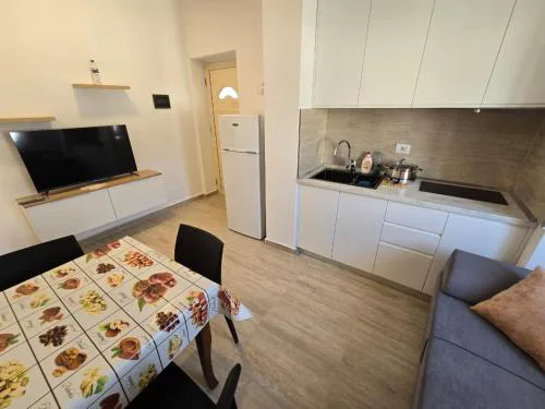 Nian Apartments