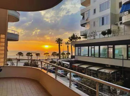 Seaside stay-Private parking-Prime location