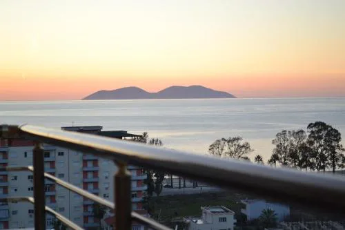 Seaview Gateway 2 Bedrooms Apartment & Private garage