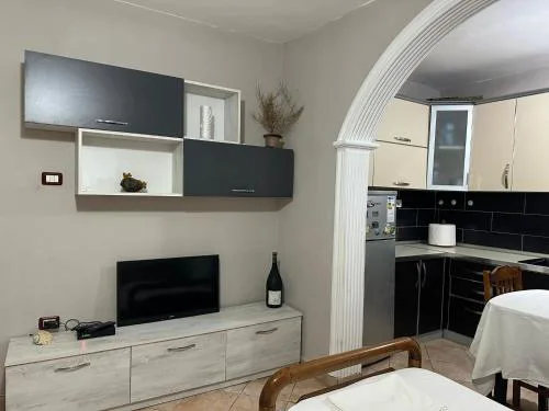 Vlora House