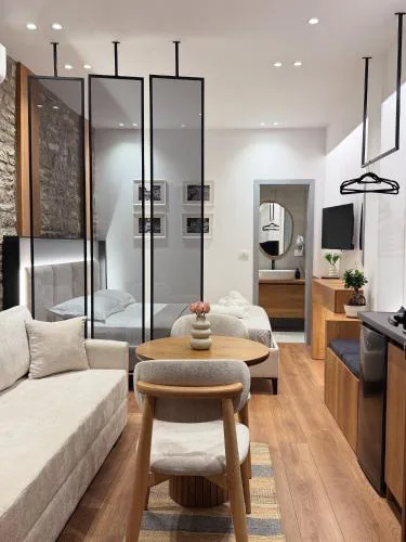Elisavet's Room