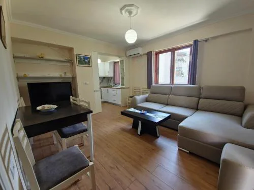 Mandi Apartament
