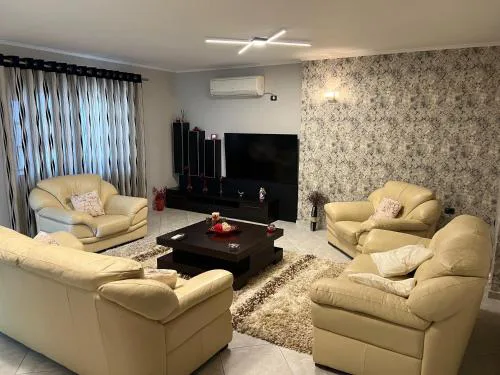 Manga Apartments - Apartment 302