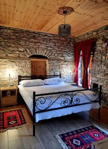 Stone rooms 1850