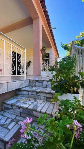 eljos house permet