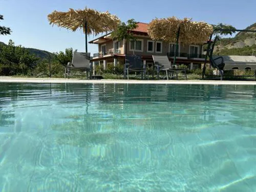 Guesthouse Lumo & pool