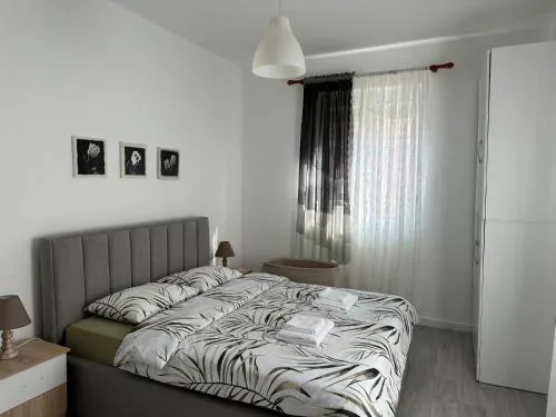 Apartment Center Korça