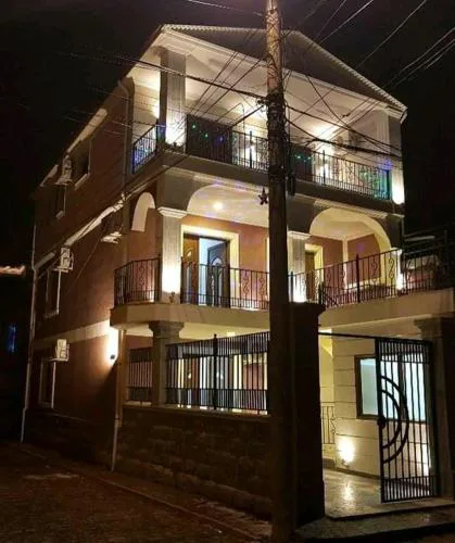 Vila Leo Lux