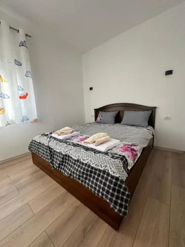 Gardenhouse2