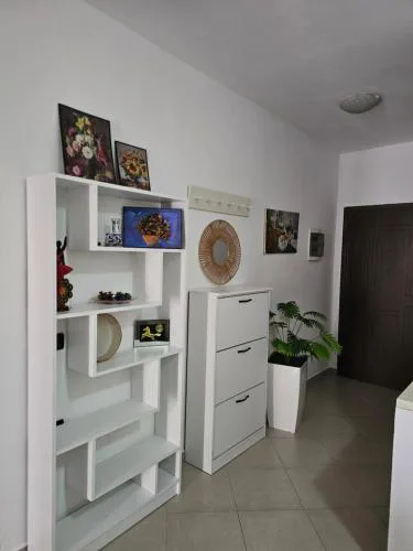 Leka Guest house
