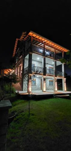 Vila Fllad