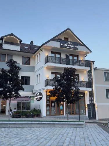 BlackMountain Hotel