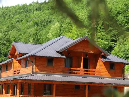 Bujtina Malaj