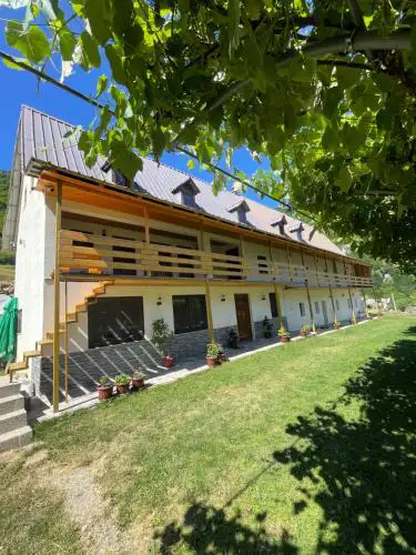 Kakia Guesthouse