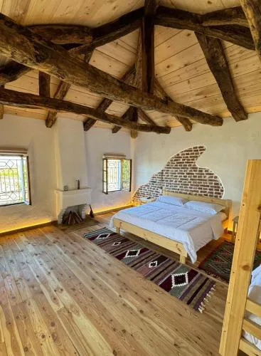 Guesthouse Vitoria - Mrizi i Zanave