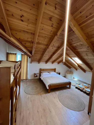 Tringa Guesthouse - Mrizi i Zanave