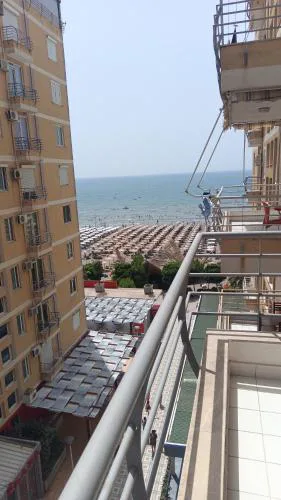 BENI te Pallati Blumare Shengjin