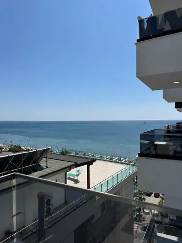 Sol & Sea Apartments 2