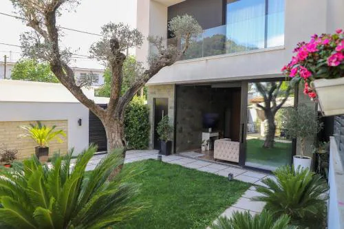 Villa Flower Berat