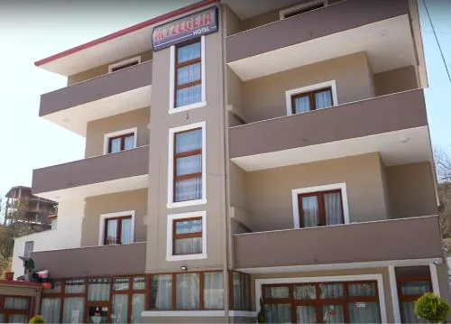 Hotel Kurativ "Myzeqeja"