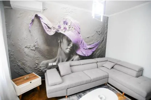 Claire’s Cosy Flat Central Berat
