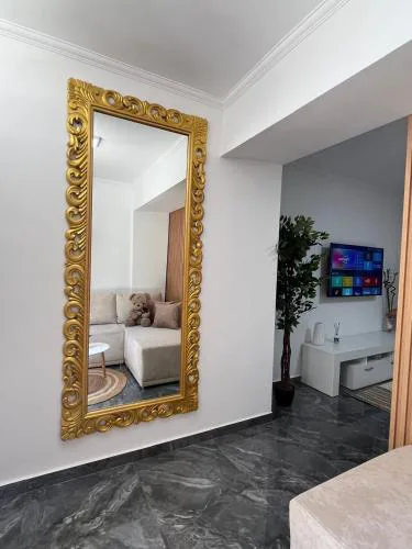 Golden House Berat