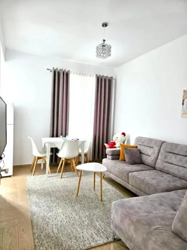 Lear Apartment