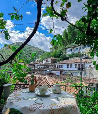 Nika's Guest House