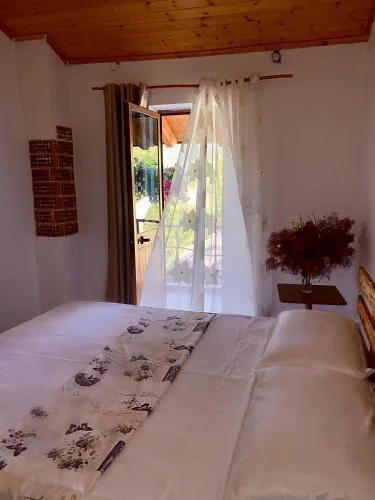 Velaj Guest House