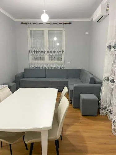 DRITA 2 Cozy Modern Apartment Fier