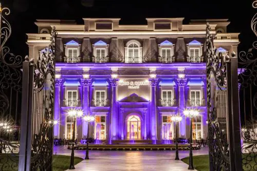 King & Queen Boutique Hotel